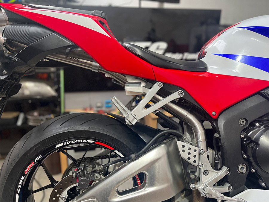 Escapamento full inox com DB killer Honda CBR 600RR