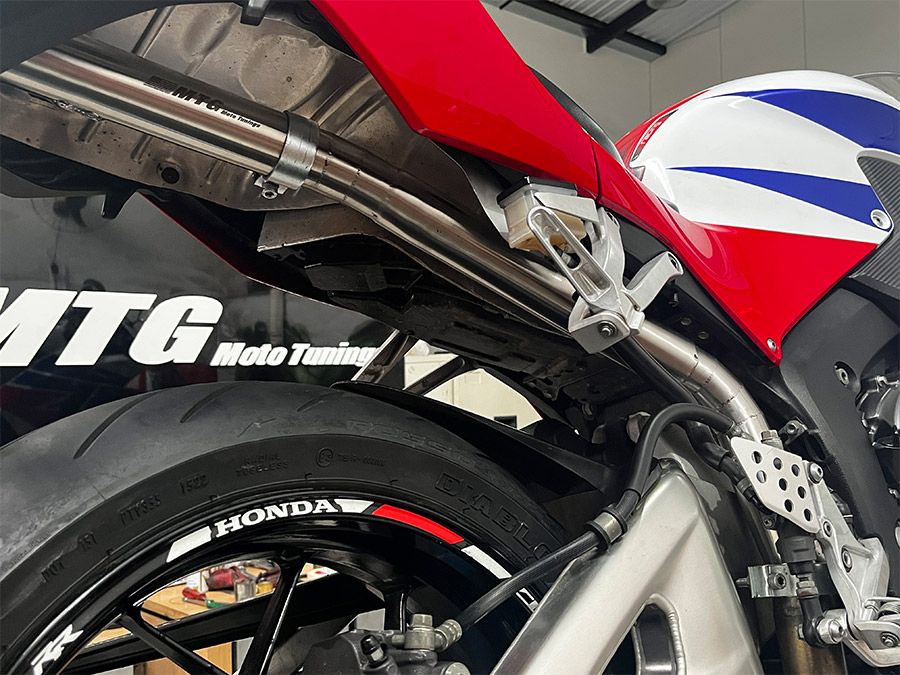 Escapamento full inox com DB killer Honda CBR 600RR