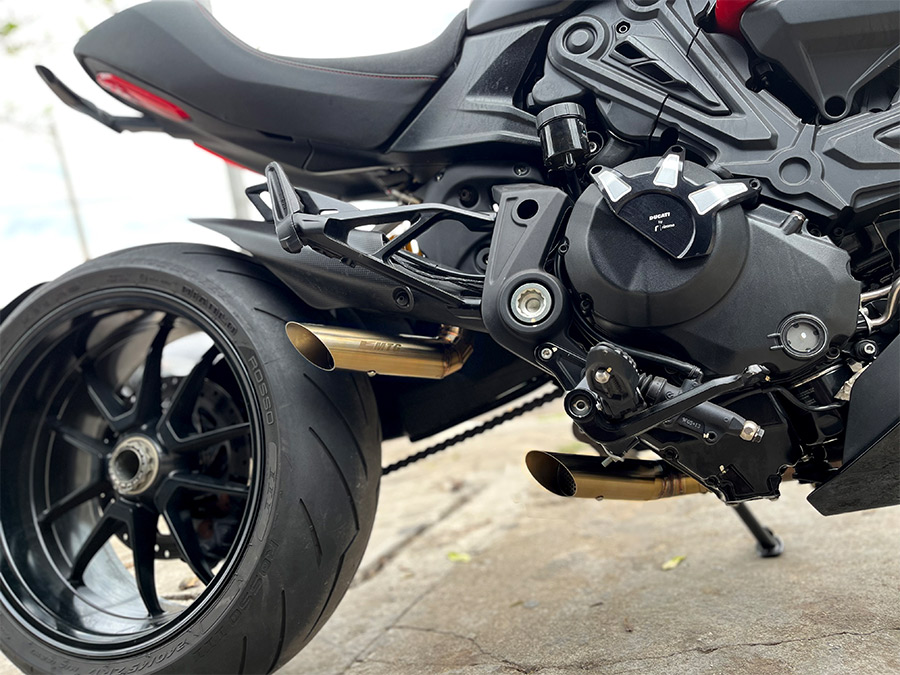 Ponteira dupla Diavel Lamborghini