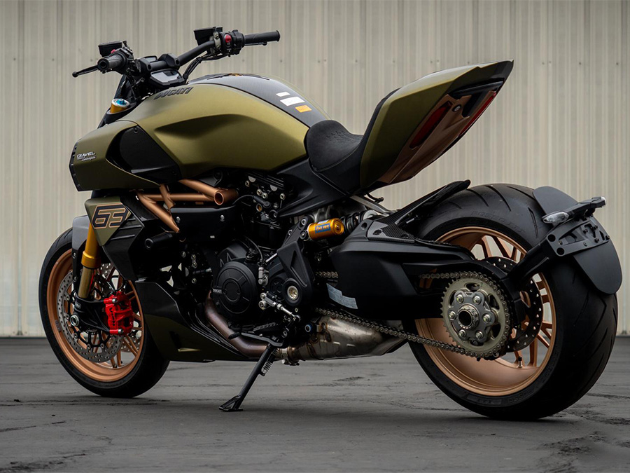Ponteira dupla Diavel Lamborghini