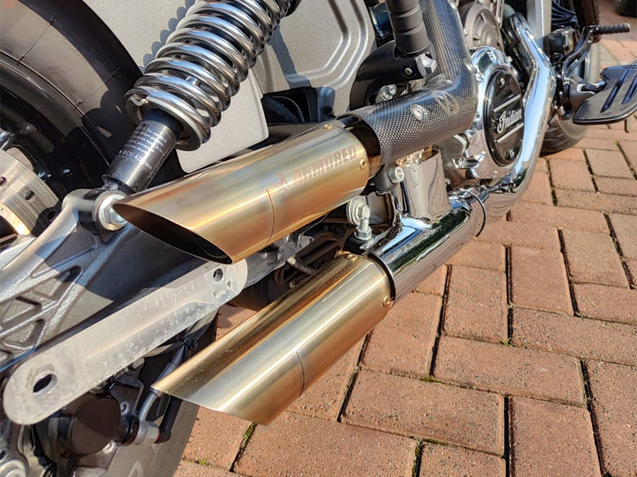 Par de ponteiras inox com abafador Indian Scout