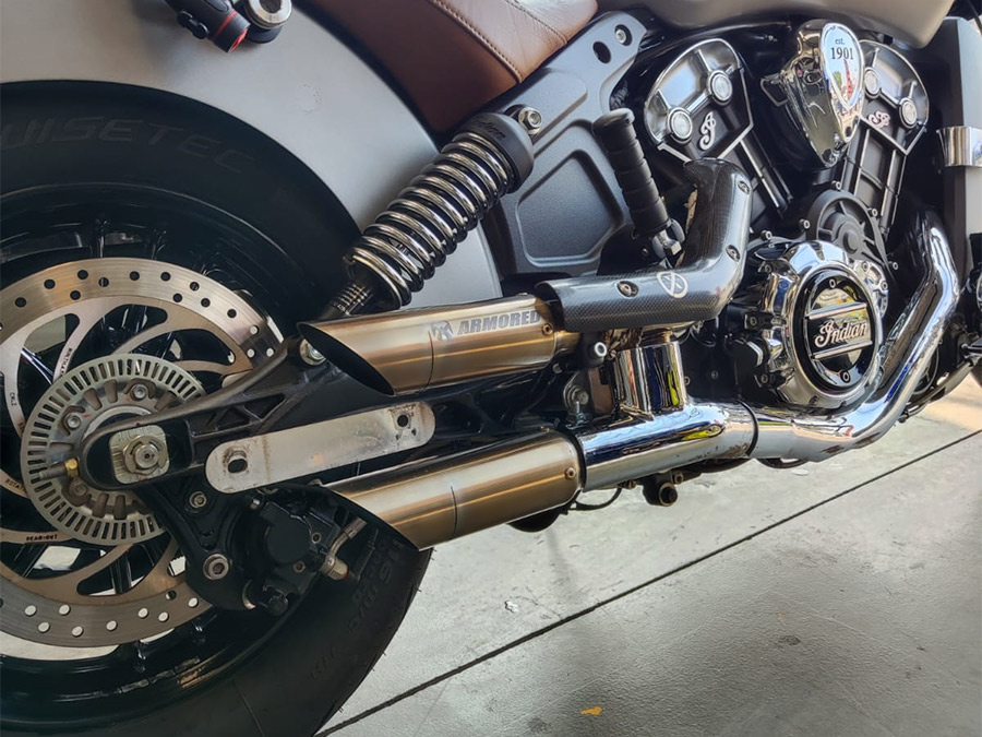 Par de ponteiras inox com abafador Indian Scout