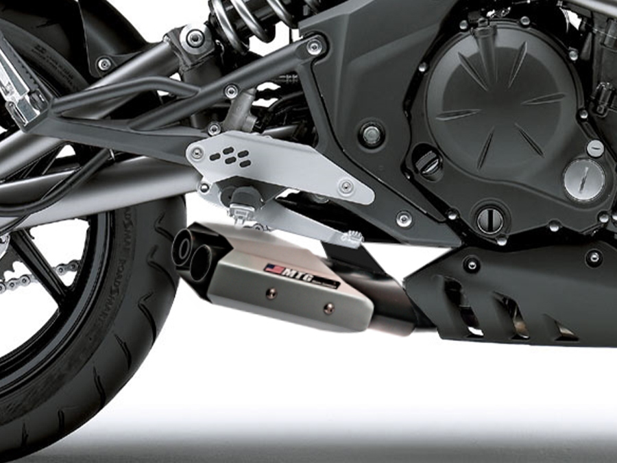 Escapamento esportivo com DB killer Kawasaki Ninja 650