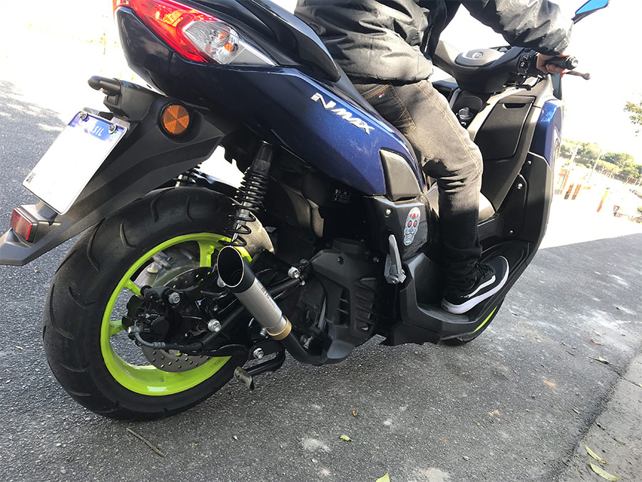 Escapamento com porteira inox com abafador Yamaha Nmax 160