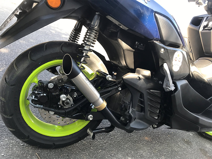 Escapamento com porteira inox com abafador Yamaha Nmax 160