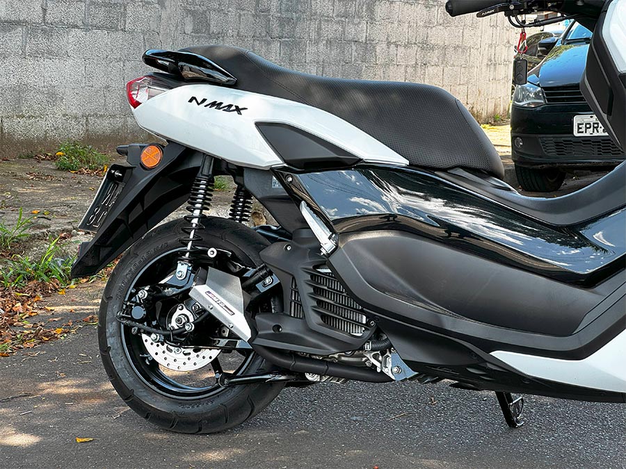 Escapamento esportivo com DB killer Yamaha Nmax 160