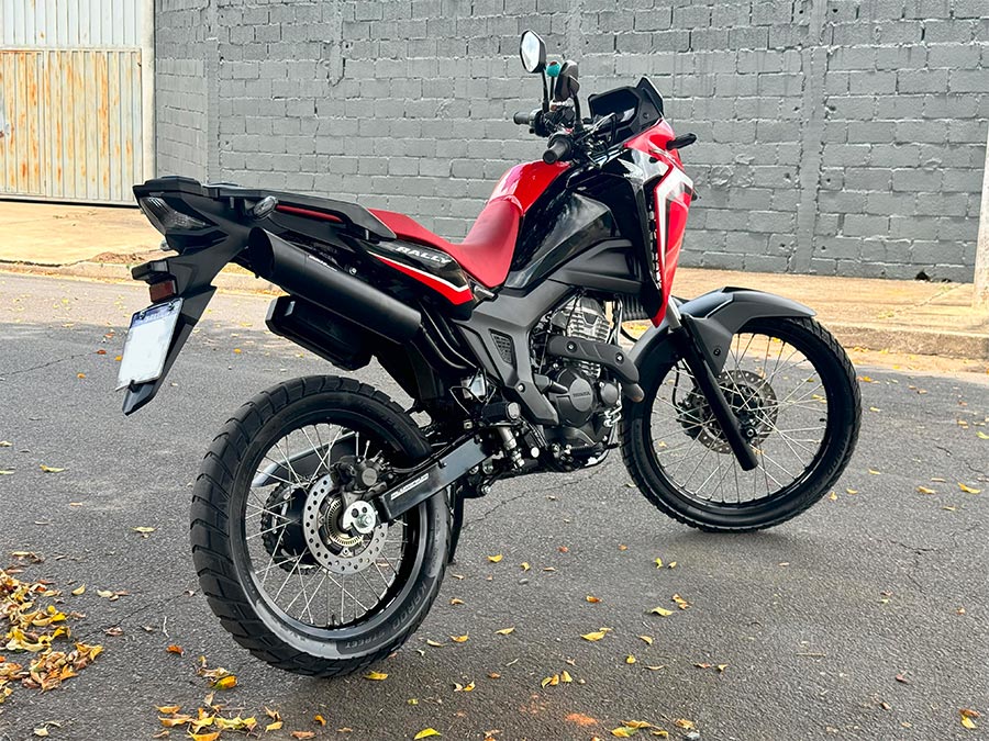 Escapamento esportivo Honda Sahara 300