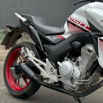 Ponteira de escapamento preta Honda Twister 250 (2016 a 2022)