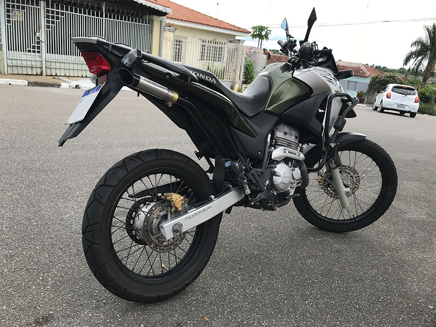 Coletor intermediário longo e ponteira inox com abafador Honda XRE 300