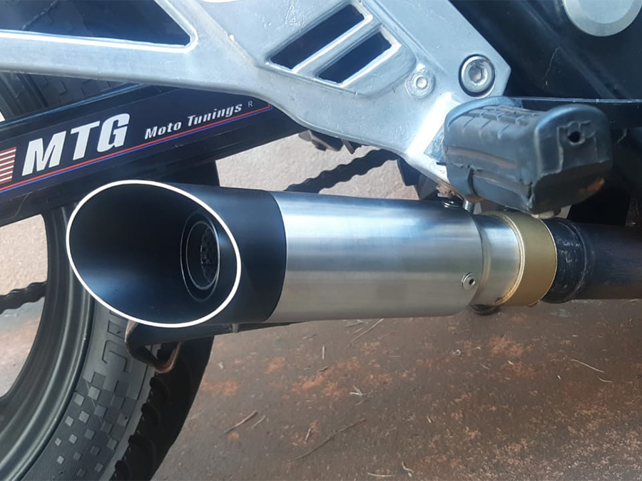 Ponteira de escapamento inox com abafador Honda CB 500 Carburada