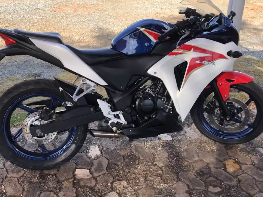 Ponteira de escapamento em inox com abafador Honda CBR 250