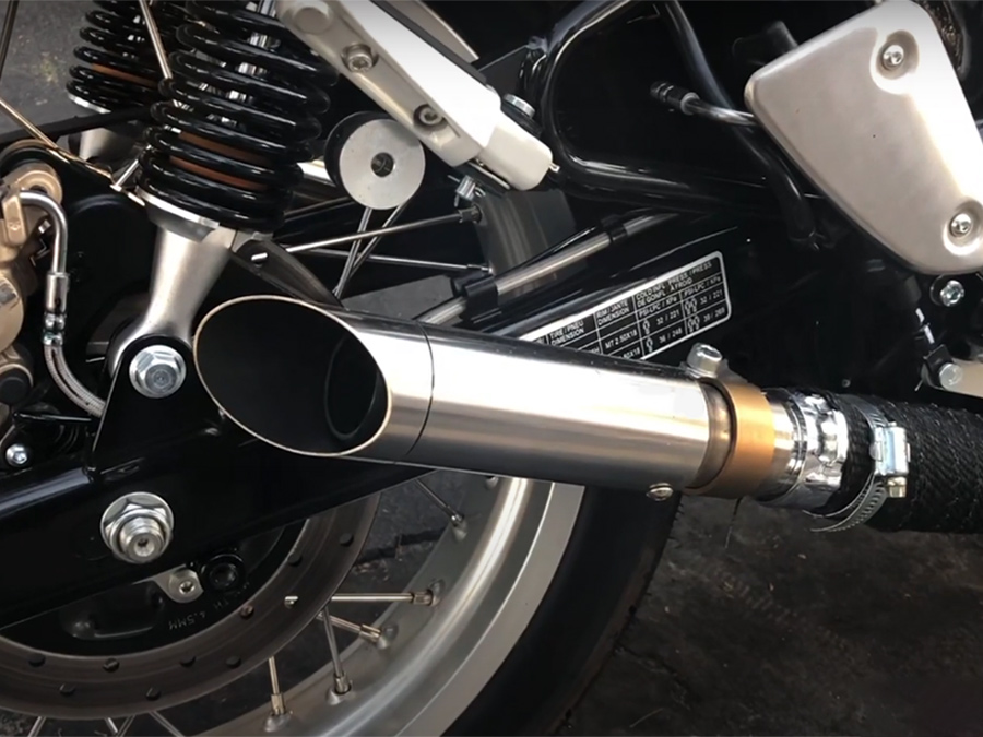 Par de ponteiras de escapamento Standard Lacradas com abafador Royal Enfield Continental GT 650