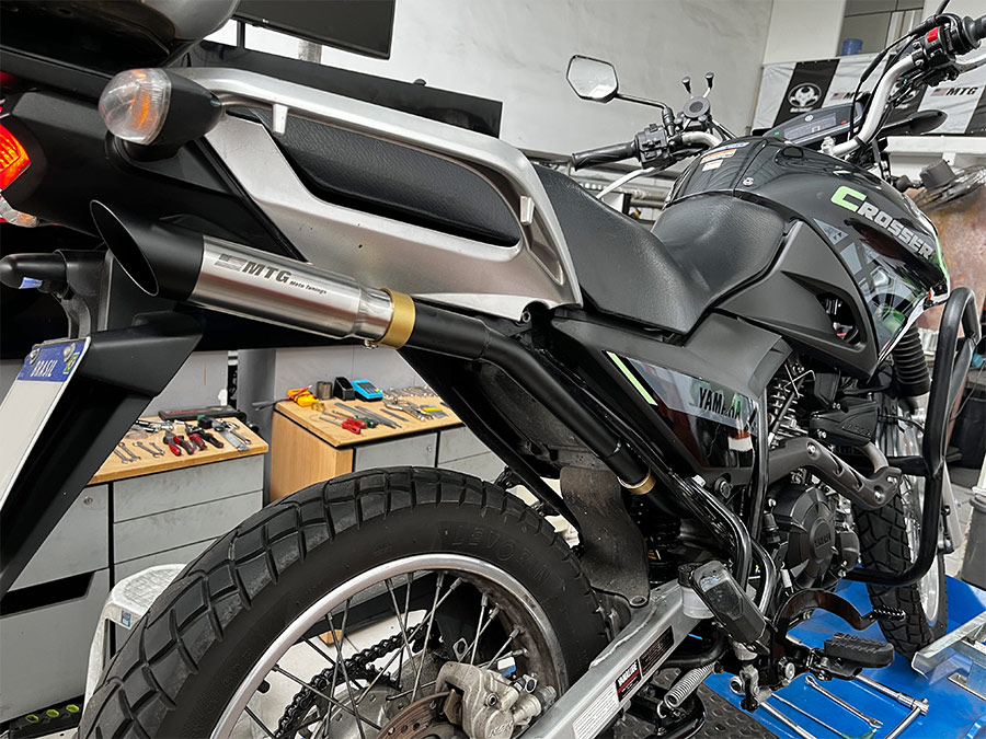 Ponteira de escapamento inox e coletor intermediário com abafador Yamaha Crosser 150