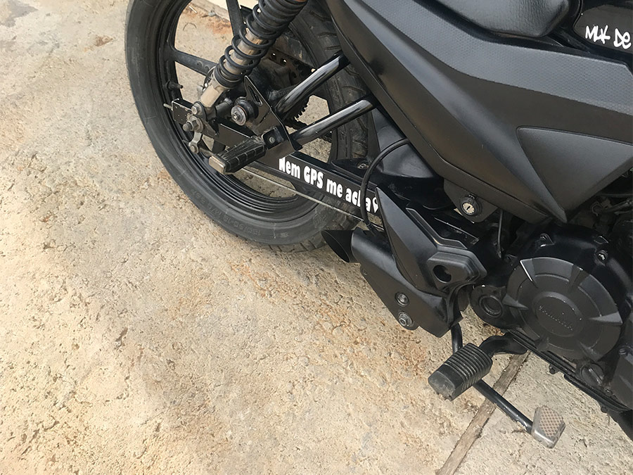 Escapamento com ponteira inox com abafador Yamaha Fazer 150