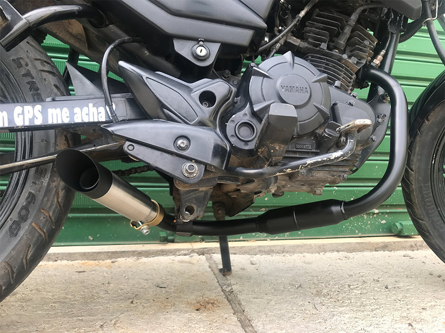 Escapamento com ponteira inox com abafador Yamaha Fazer 150