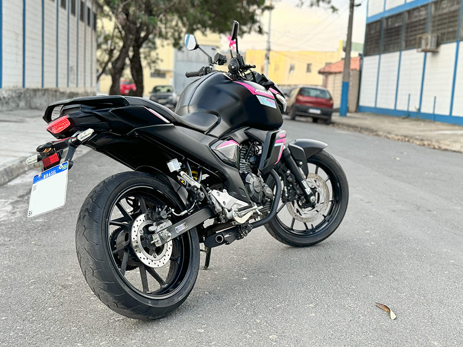 Escapamento silencioso Yamaha FZ15