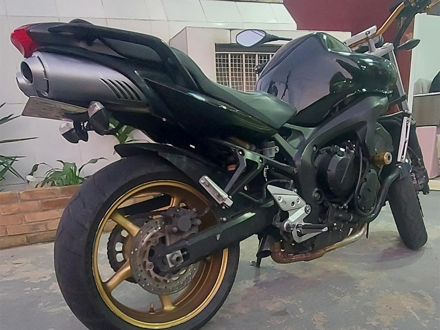 Ponteira de escapamento inox direta Yamaha FZ6