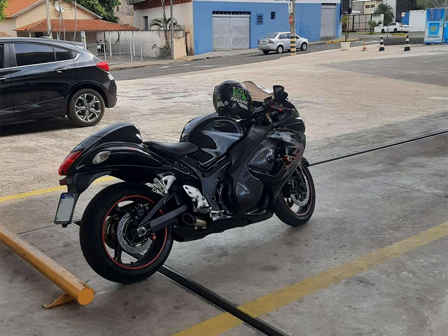 Par de ponteiras de escapamento inox esportiva Suzuki Hayabusa