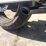 Ponteira de escapamento inox com abafador e escudo Honda Hornet Carburada