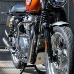 Par de ponteiras de escapamento Standard Lacradas com abafador Royal Enfield Interceptor 650