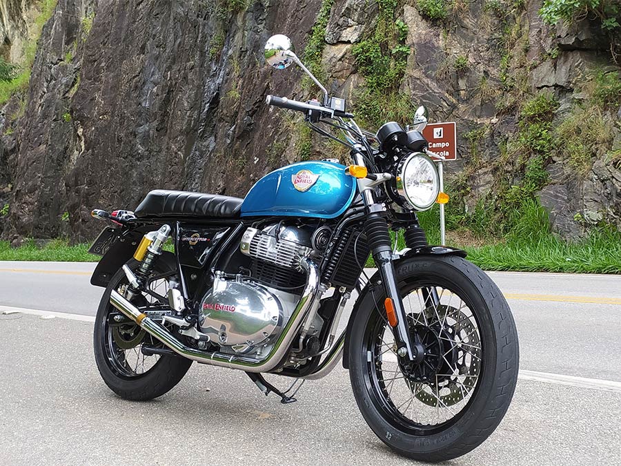 Par de ponteiras de escapamento esportivo com abafador Royal Enfield Interceptor 650
