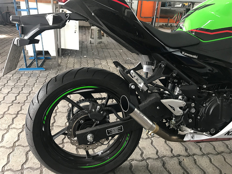 Ponteira de escapamento com potência Kawasaki Ninja 400