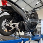 Escapamento com ponteira inox com abafador Honda PCX 150