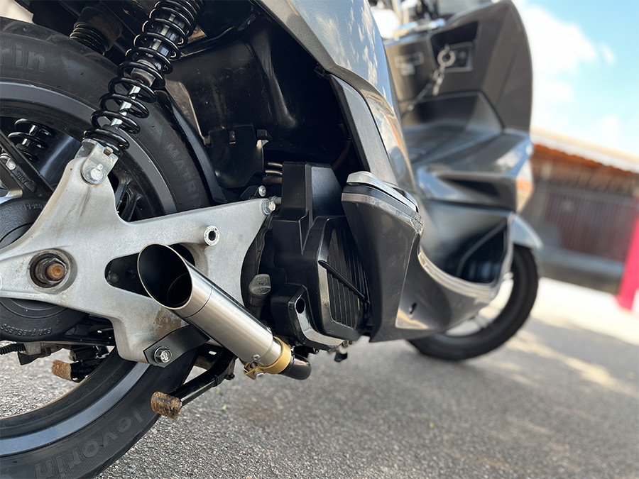 Escapamento com ponteira inox com abafador Honda PCX 150