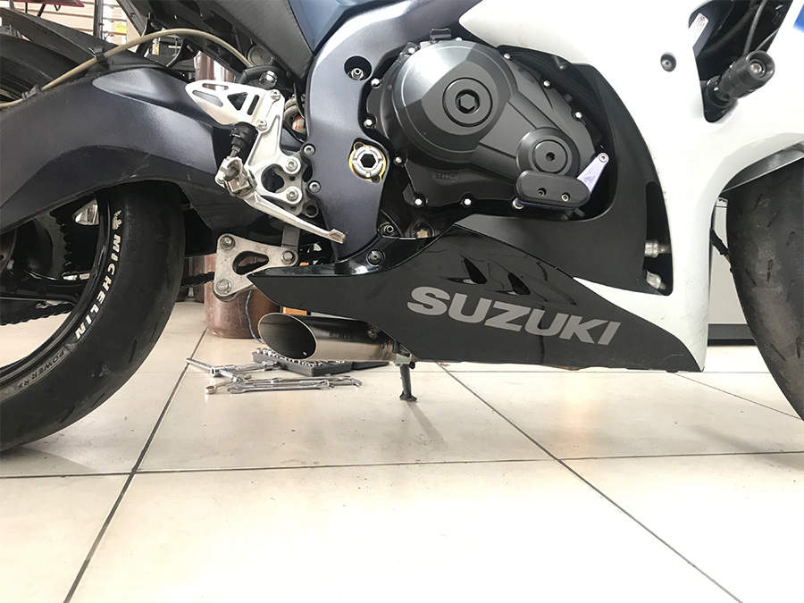 Ponteira de escapamento direta inox Suzuki GSX R1000 SRAD