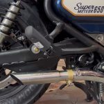 Par de ponteiras de escapamento inox com abafador Super Meteor 650