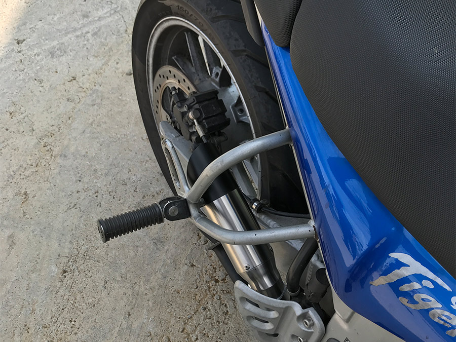 Ponteira de escapamento inox com abafador Triumph Tiger 955i