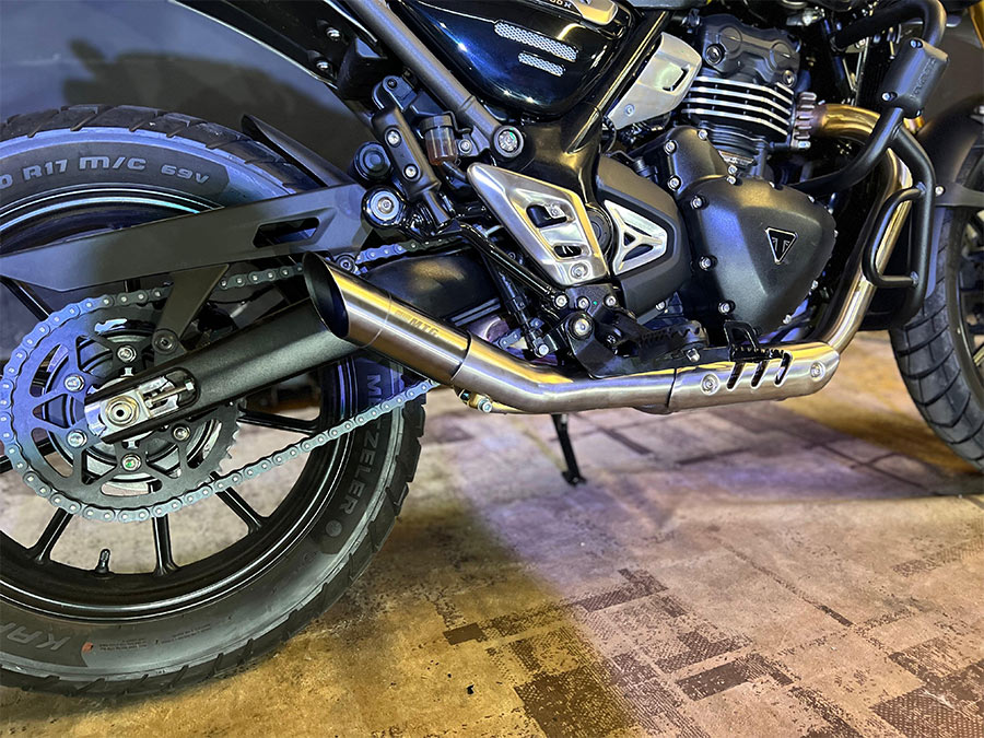 Ponteira de escapamento inox com abafador Triumph Scarmbler 400X