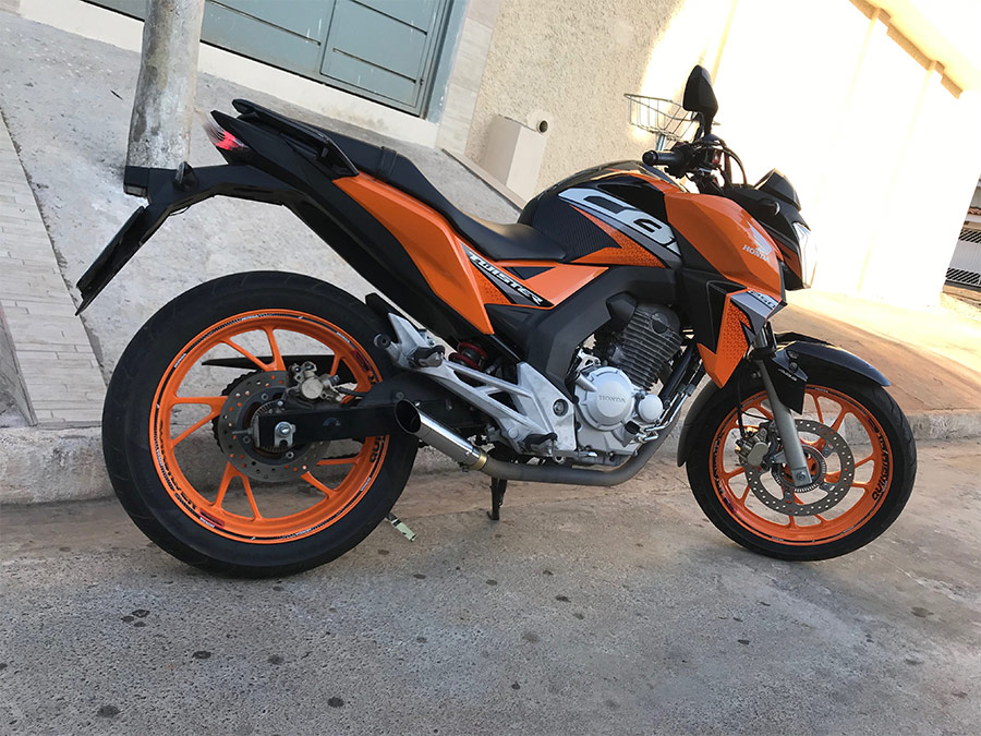 Ponteira de escapamento Inox com abafador Honda Twister 250