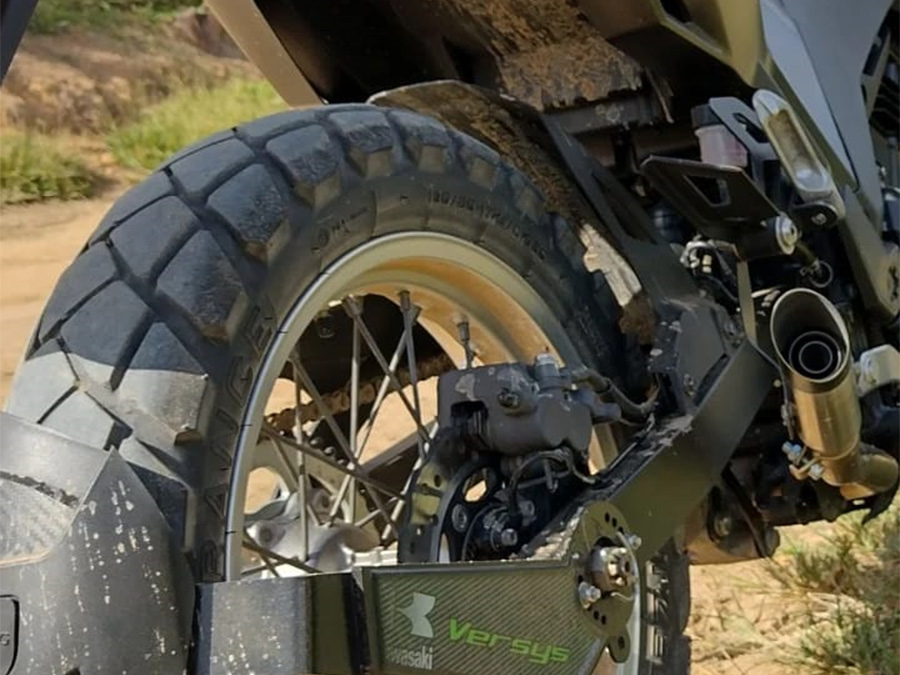 Ponteira de escapamento inox com abafador Kawasaki Versys 300