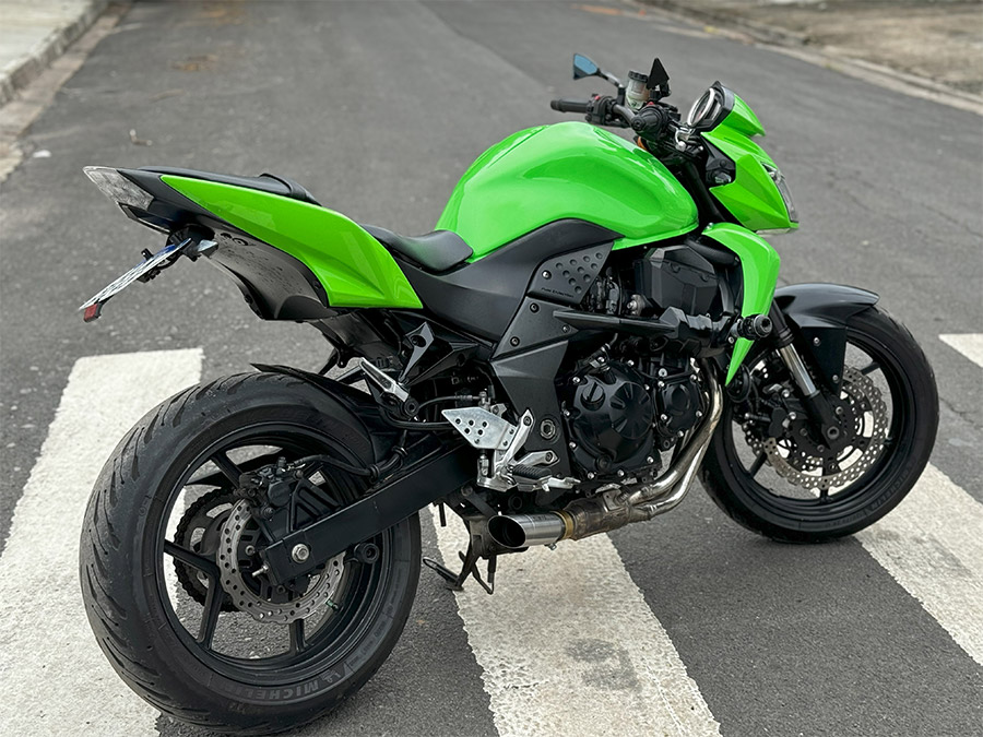 Ponteira de escapamento inox com abafador Kawasaki  Z750